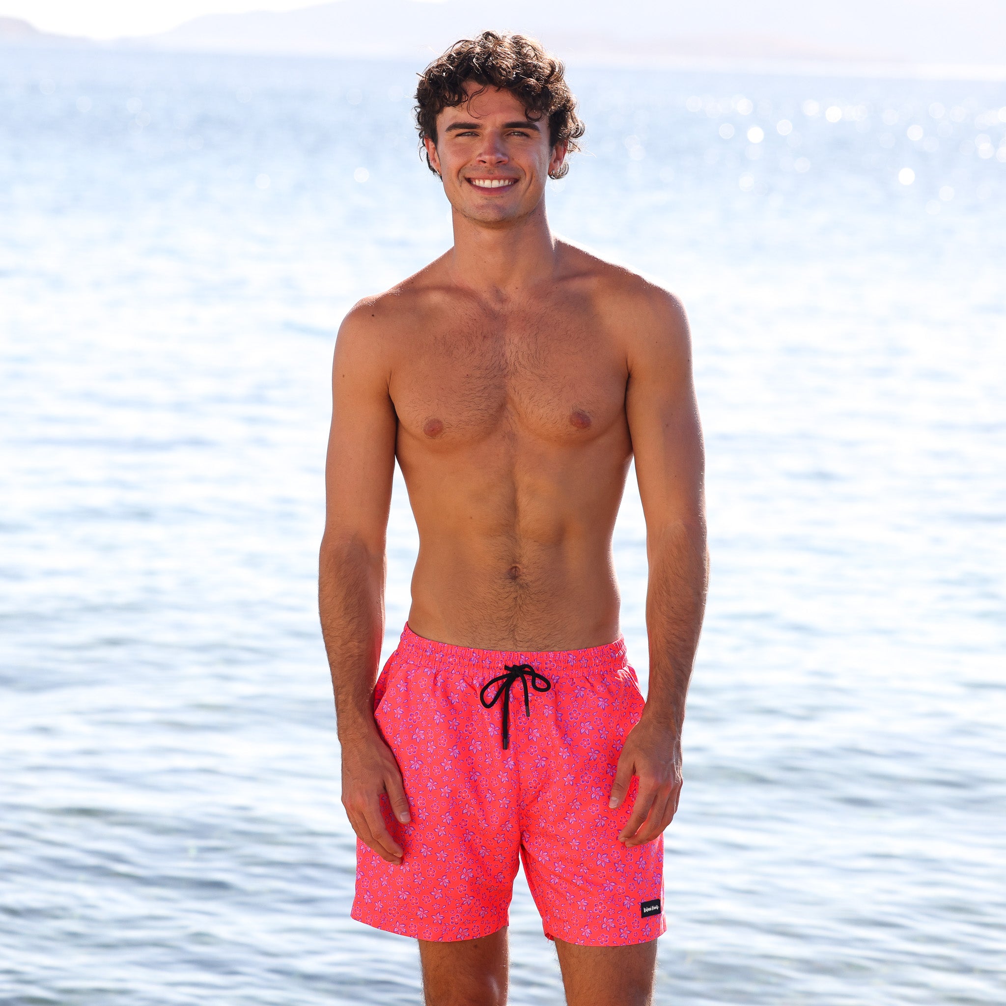 PROWLER Swim trunks 英国発　ベリーショート　赤 Men's Swim Trunks - Kiss Me –Kulani Kinis
